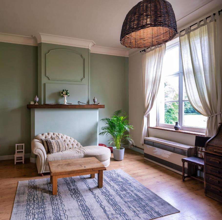 Kasteel Nieuwenhoven Apartment Синт-Тройден Екстериор снимка
